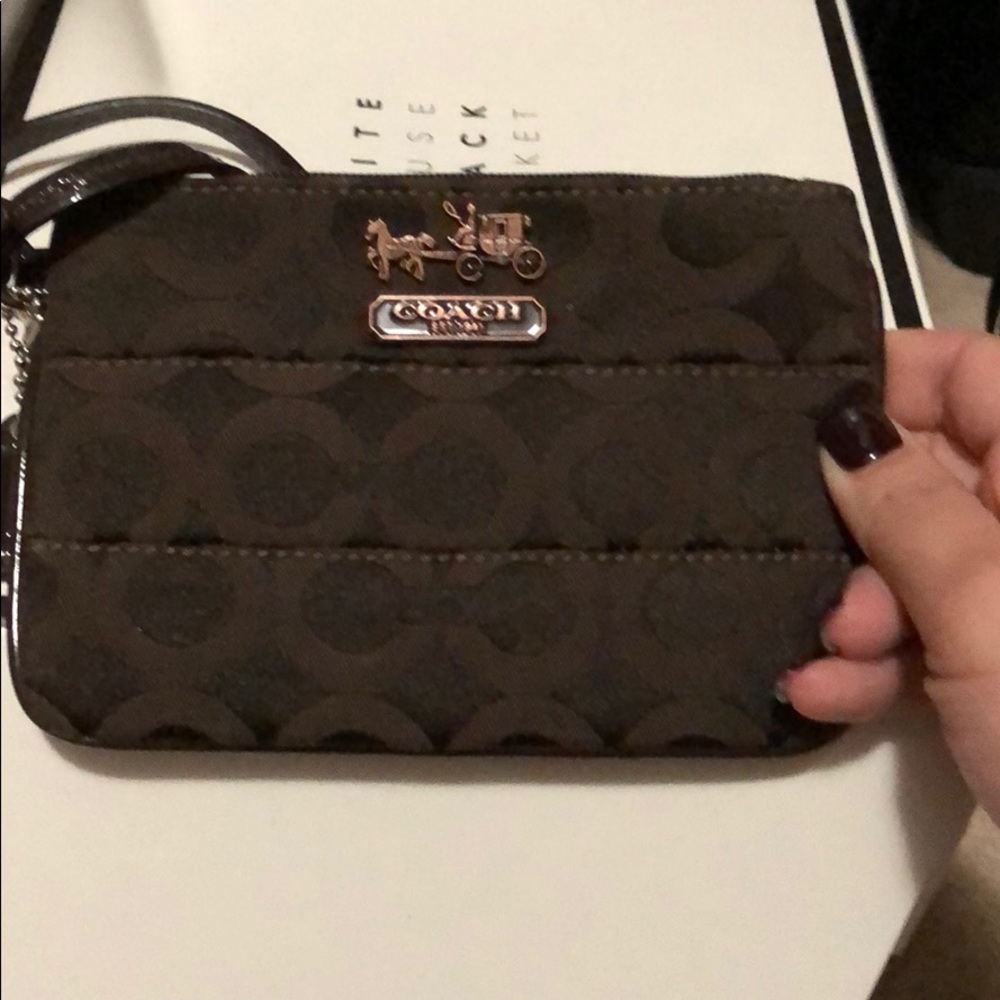 💕BRAND NEW COACH WRISTLET💕